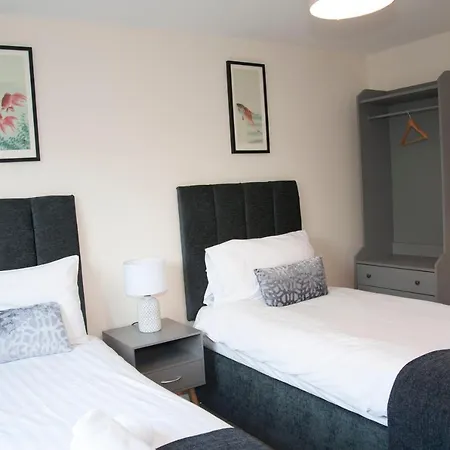 Watford Gemini - Thanet House, Nr Watford Metropolitan, M1,M25 Exterior photo